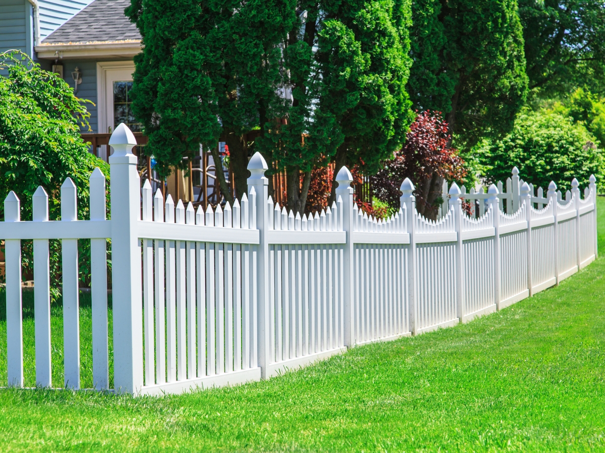 Vinyl Fence Installation